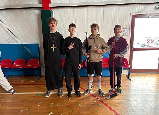 Grafika 26: Bal Karnawałowy