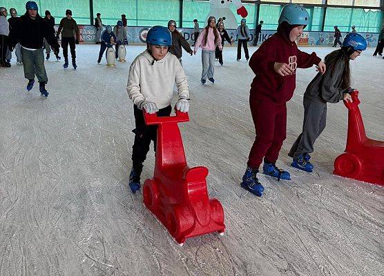 Grafika 7: Lutowe szaleństwo uczniów w Redzikowie!