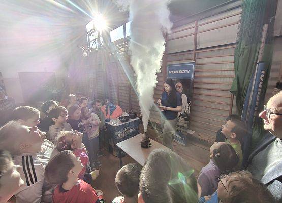 Grafika 10: Nauka z energią – Festiwal Nauki w naszej szkole