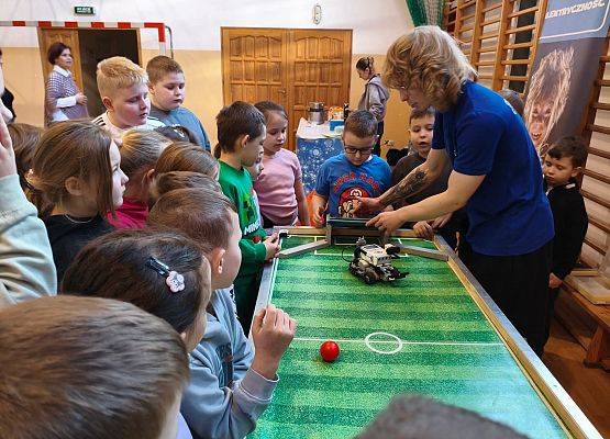 Grafika 6: Nauka z energią – Festiwal Nauki w naszej szkole