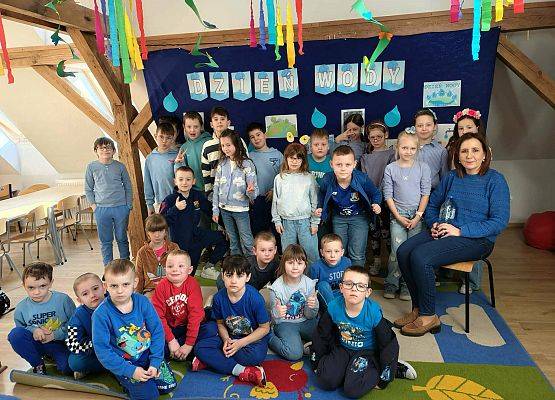 Grafika 9: Światowy Dzień Wody w naszej świetlicy