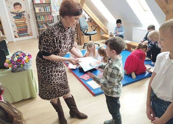 Grafika 8: Pierwszoklasiści w gronie czytelników!