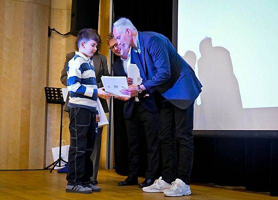 Grafika 1: Sukcesy Naszych Uczniów i Uczennic