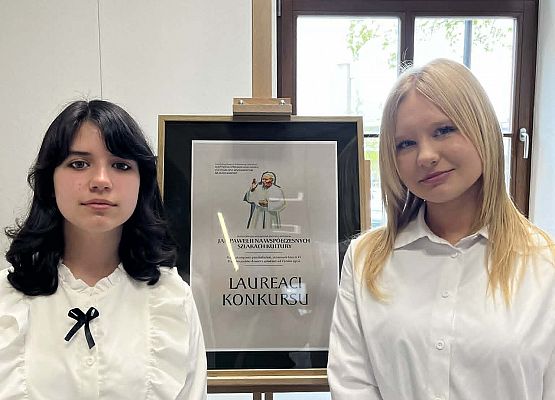 Grafika 12: Sukcesy Naszych Uczniów i Uczennic
