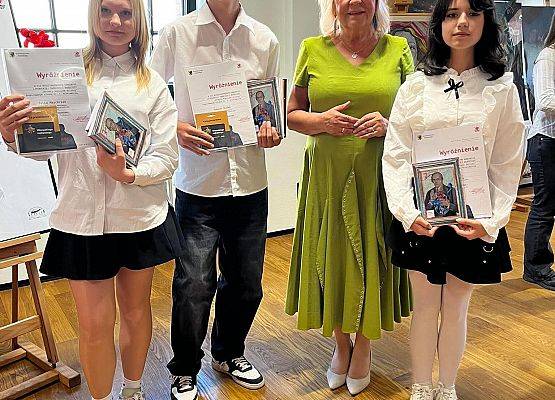 Grafika 1: Międzynarodowy sukces naszych uczniów!