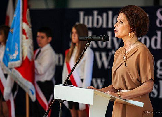 Grafika 11: Jubileusz 80-lecia Szkoły Podstawowej im. por. Witolda Dzięgielewskiego w Zaleskich