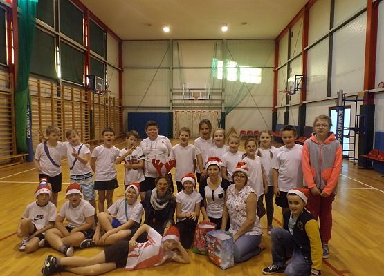 Grafika 2: Mikołajki