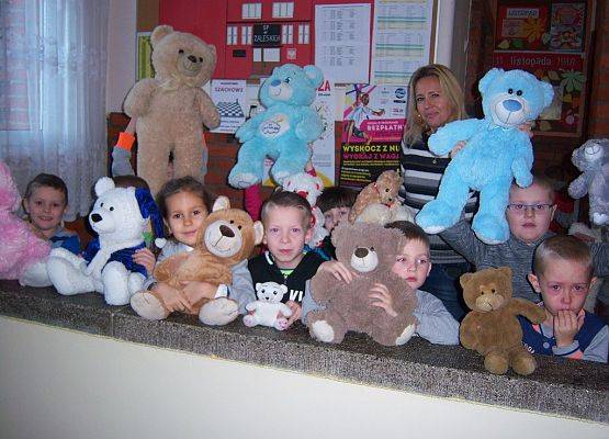 Grafika 4: Dzień Pluszowego Misia