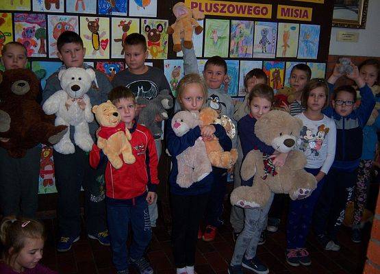 Grafika 3: Dzień Pluszowego Misia