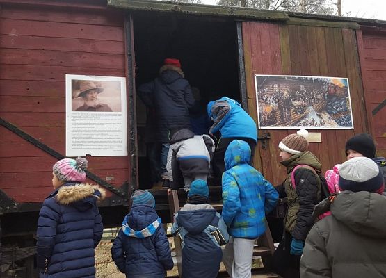 Grafika 3: POZNAJEMY KASZUBY