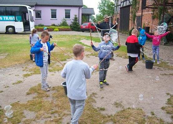 Grafika 6: W labiryntach