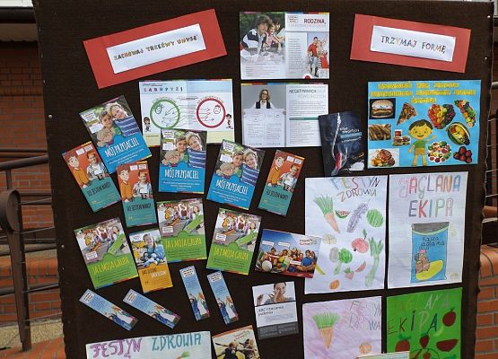 Grafika 11: W rodzinie siła