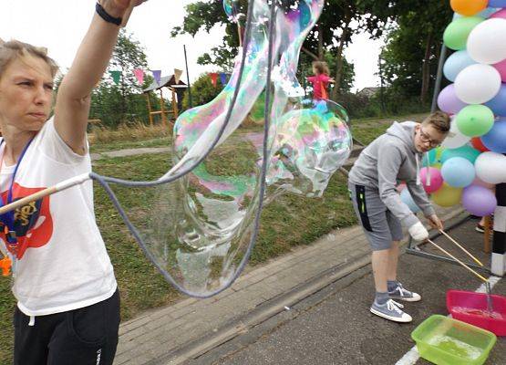 Grafika 3: W rodzinie siła