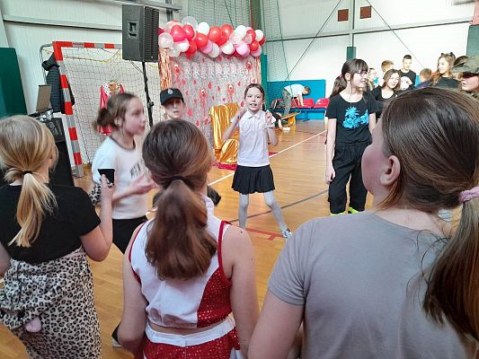 Grafika 29: Jak karnawał to karnawał