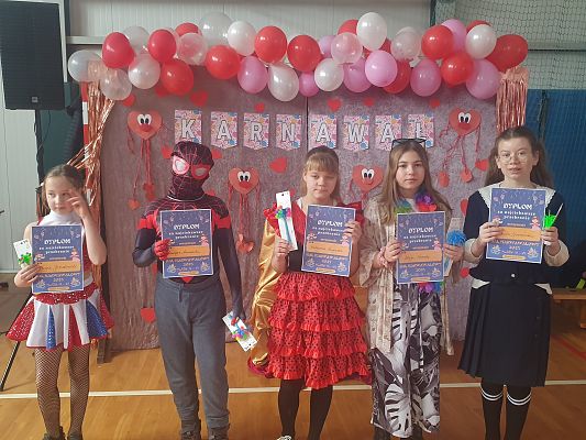 Grafika 28: Jak karnawał to karnawał