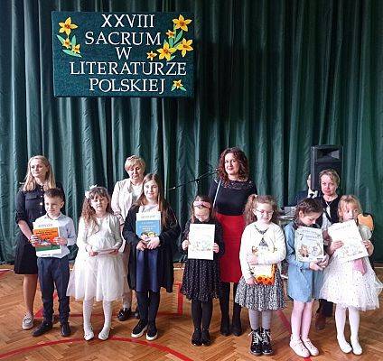 Grafika 1: Wojewódzki Konkurs Recytatorski „Sacrum w literaturze polskiej”