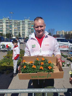 Grafika 5: Akcja " Odpad zdasz, drzewko masz!"