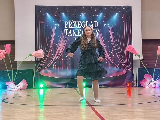 Grafika 3: Uczennice naszej szkoły na II Przeglądzie Tanecznym w Jezierzycach