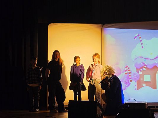 Grafika 2: Muzyczna podróż do świata wyobraźni - Akademia Pana Kleksa na Uniwersytecie Pomorskim